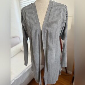 Chic Gray Women's Cardigan